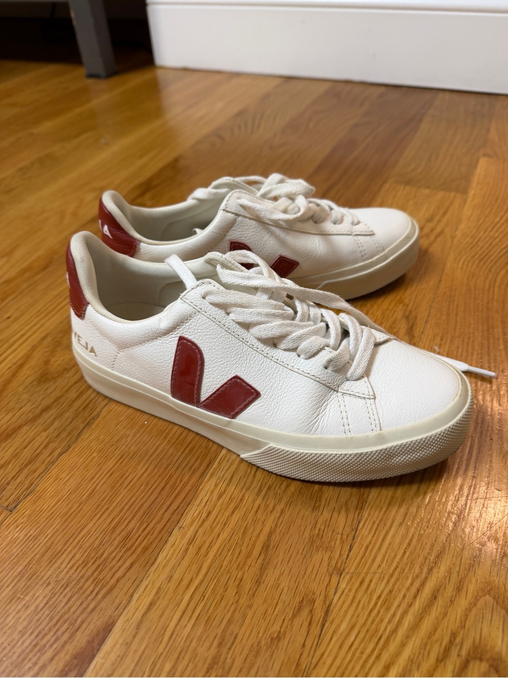 Veja Women's Low-Top Sneakers in White with Red Accents